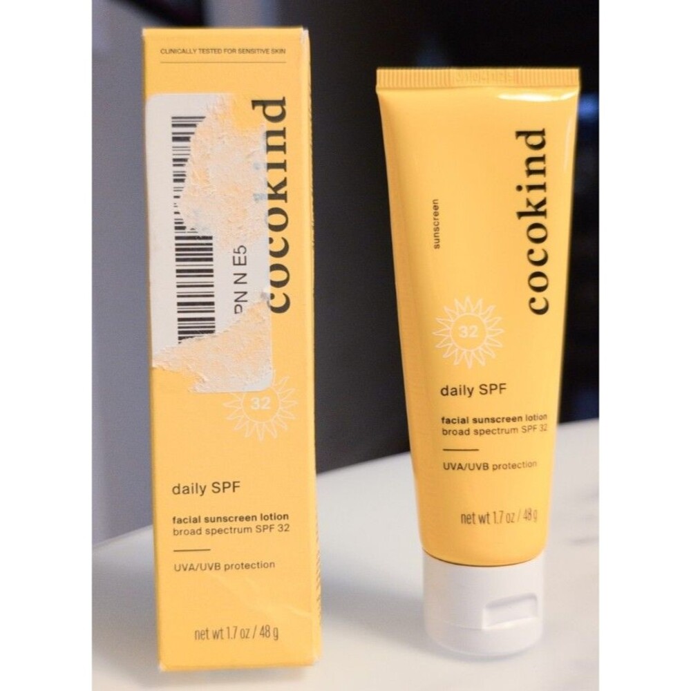 Cocokind Facial Sunscreen Lotion Broad Spectrum SPF 32 - 1.7 oz / 48 g NO BOX